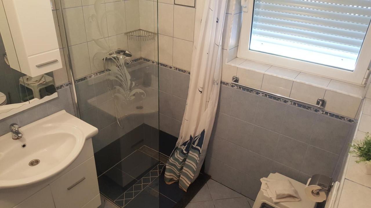 Apartments Jannine Biograd Na Moru Ngoại thất bức ảnh