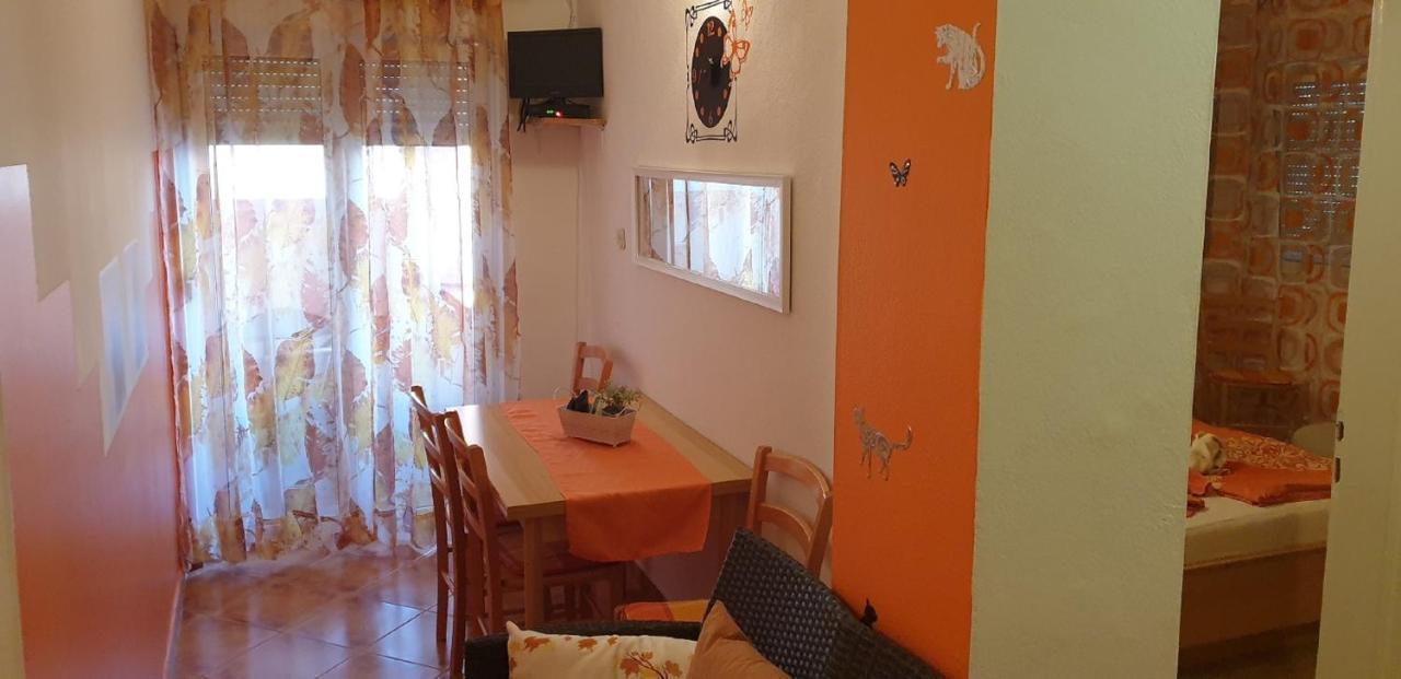 Apartments Jannine Biograd Na Moru Ngoại thất bức ảnh