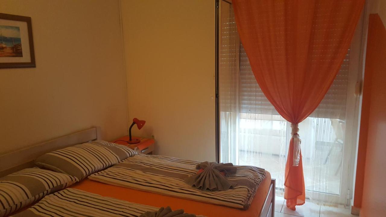 Apartments Jannine Biograd Na Moru Ngoại thất bức ảnh