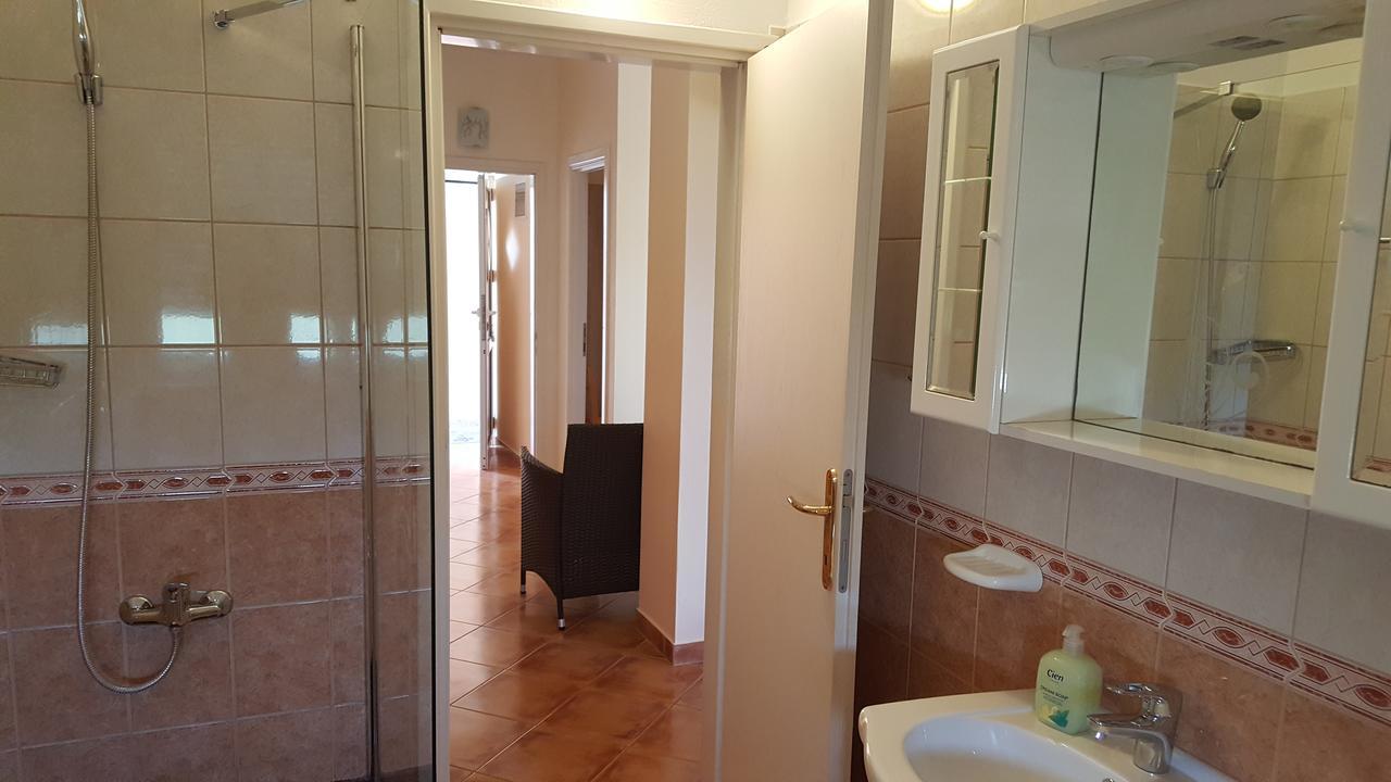 Apartments Jannine Biograd Na Moru Ngoại thất bức ảnh